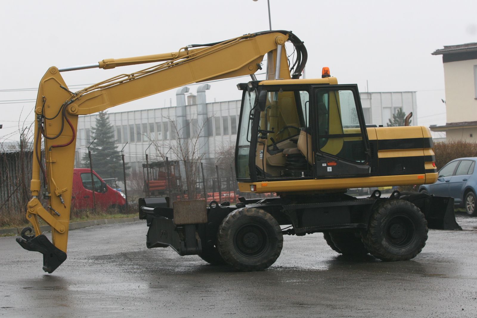 Stroj CAT 315